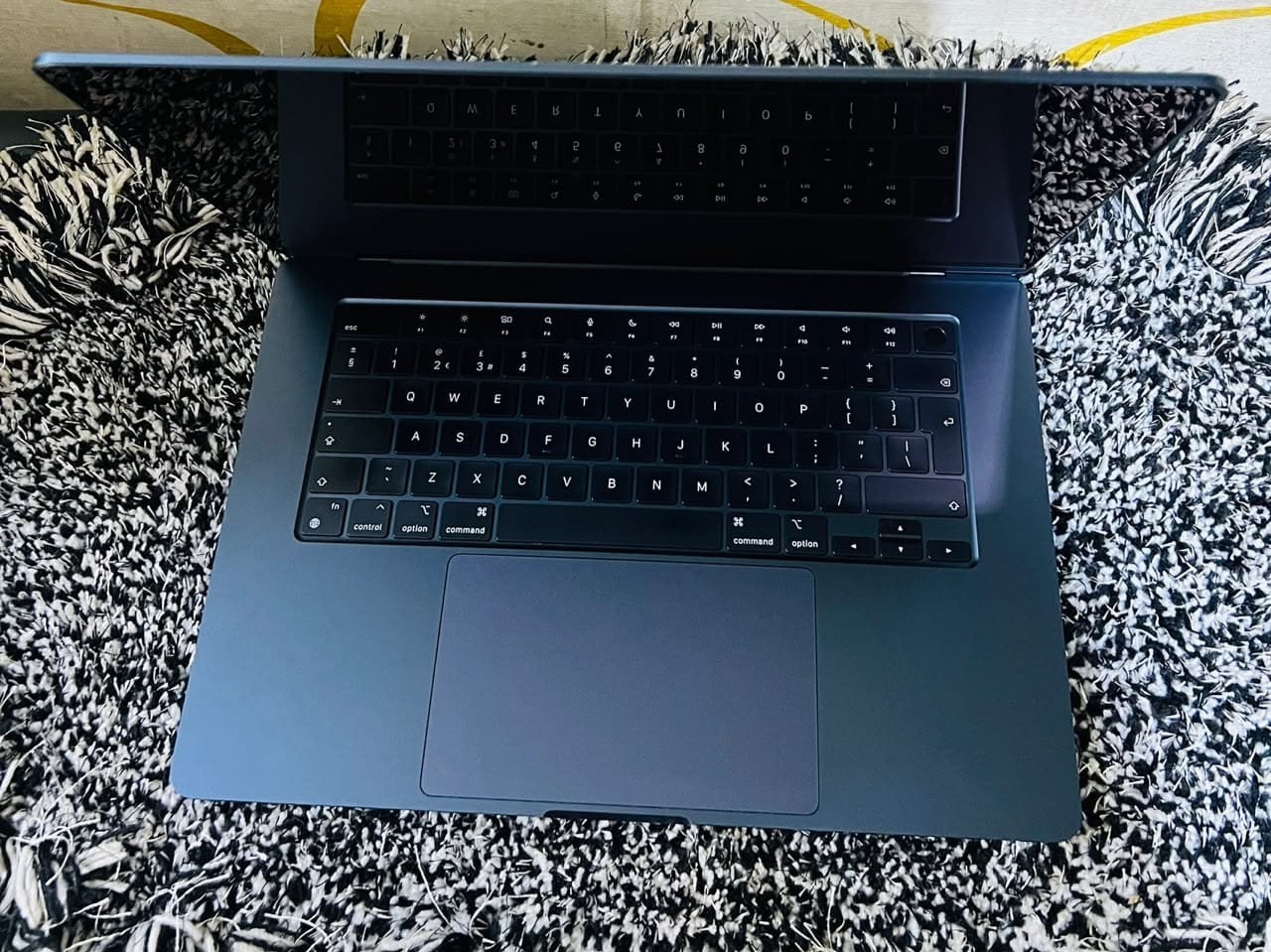 MacBook Air 13 M3 Screen Replacement Majestic Plaza in Kampala (2026): What to Expect - featured image at MicroStar Andy Kampala