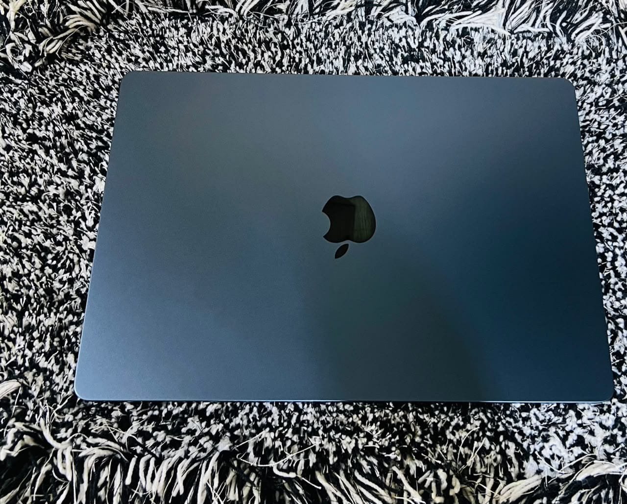 MacBook Air 13 M4 Screen Replacement Majestic Plaza in Kampala (2026): What to Expect - featured image at MicroStar Andy Kampala